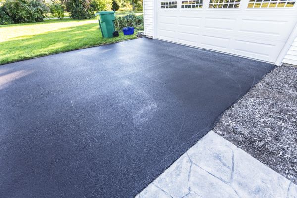 Blacktop Driveway Service in Montgomery