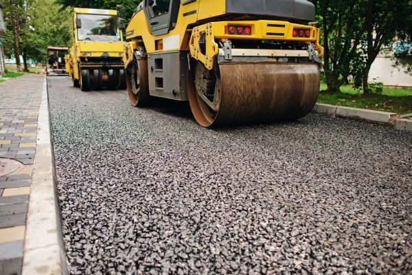 Gravel And Tar Paving in Montgomery