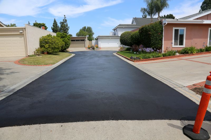 Asphalt Driveway in Montgomery